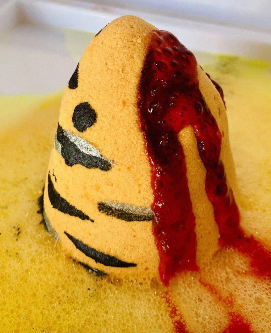 Tiger shark bath bomb