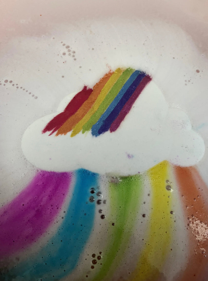 Over the rainbow bath bomb