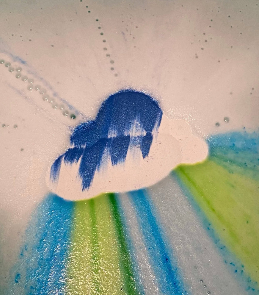 Rain cloud bath bomb